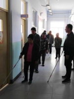 天镇县残联举办盲人定向行走训练班 - 残疾人联合会