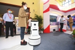 智能机器人亮相申城 - 太原新闻网