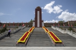 这是2021年6月18日在宁夏固原西吉县拍摄的中国工农红军长征将台堡会师纪念碑。 - 广播电视