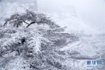 山西芦芽山悬空村迎来春雪 - 太原新闻网