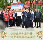 “一个少数民族也不能少”——记习近平总书记在宁夏考察脱贫攻坚奔小康 - 广播电视