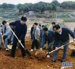 习近平：“我上的是梁家河的高中、梁家河的大学” - 广播电视